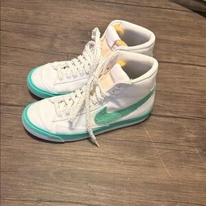 Nike White High-Top Sneakers with Teal Accent